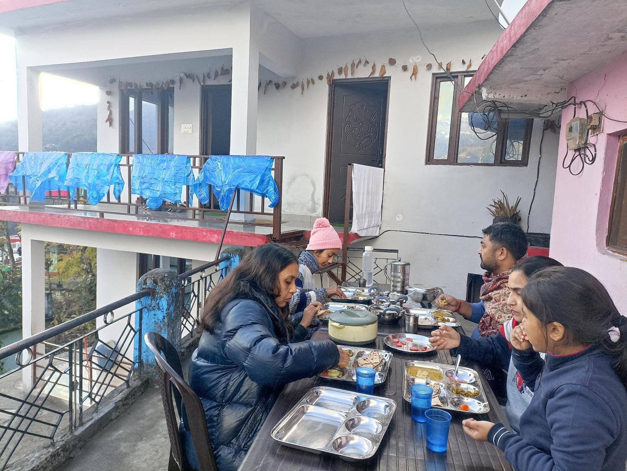 Mayur Homestay Ukhimath Ngoại thất bức ảnh